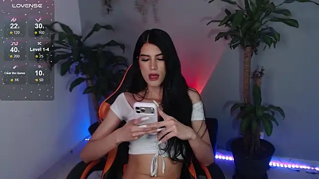 Lovely bella  online show from 04-24-26, 02:14