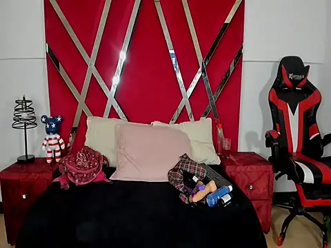 aishaxht online show from 05-19-26, 08:37