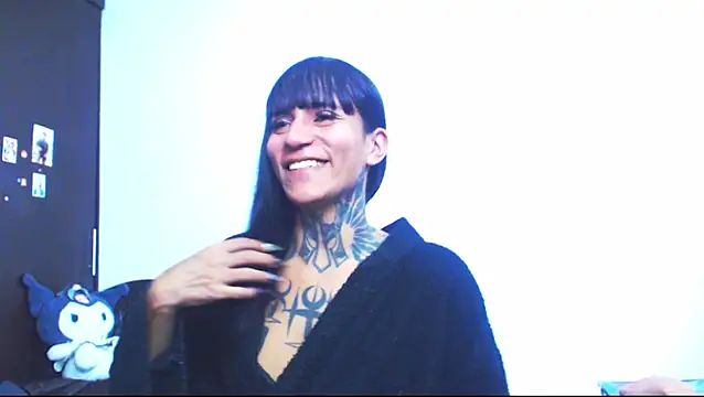 jazmin wolf online show from 07-30-26, 06:40