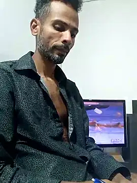 Snapshot of moreno_alpha_br chatting on 04-05-26, 01:14 moreno alpha br online show from 04-05-26, 01:14