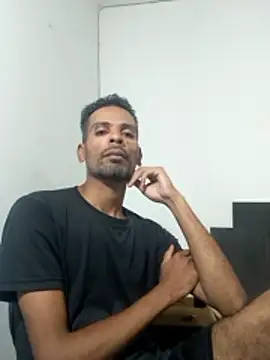 Snapshot of moreno_alpha_br chatting on 04-07-26, 01:39 moreno alpha br online show from 04-07-26, 01:39