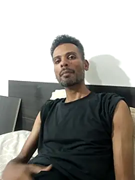 Snapshot of moreno_alpha_br chatting on 04-09-26, 02:11 moreno alpha br online show from 04-09-26, 02:11