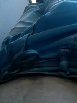 Snapshot of rolaaa2000 chatting on 02-10-26, 11:20 rolaaa2000 online show from 02-10-26, 11:20