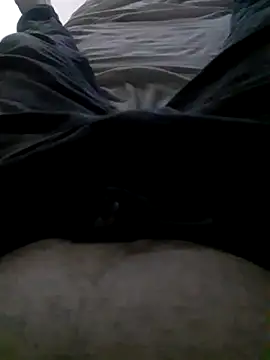 Snapshot of rolaaa2000 chatting on 02-12-26, 01:00 rolaaa2000 online show from 02-12-26, 01:00