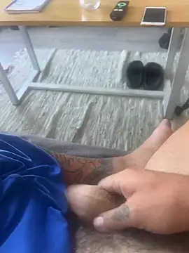 Snapshot of psilocibina22 chatting on 01-17-26, 02:22 psilocibina22 online show from 01-17-26, 02:22