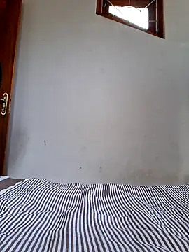 Snapshot of Nishu_Girl2 chatting on 03-03-26, 12:00 Nishu Girl2 online show from 03-03-26, 12:00