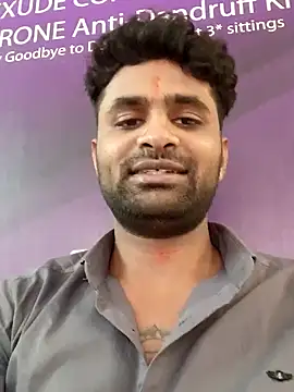 Snapshot of preist_2025 chatting on 07-18-26, 07:56 preist 2025 online show from 07-18-26, 07:56