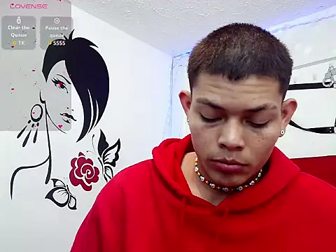 Snapshot of brosscams2025 chatting on 02-19-26, 01:34 brosscams2025 online show from 02-19-26, 01:34