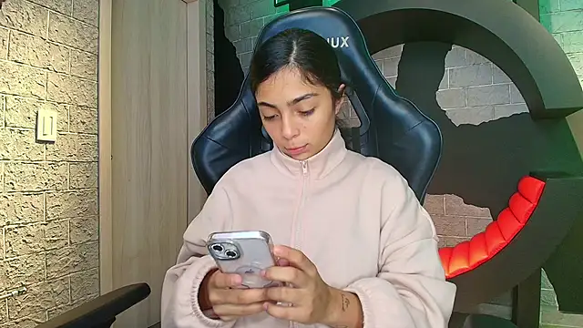 RoousseGil online show from 01-09-26, 12:08