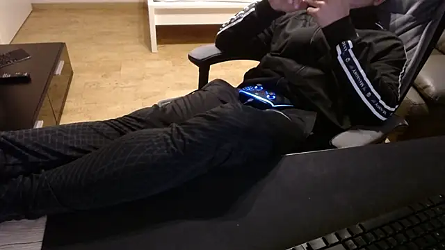 sensualman90 online show from 01-11-26, 10:09