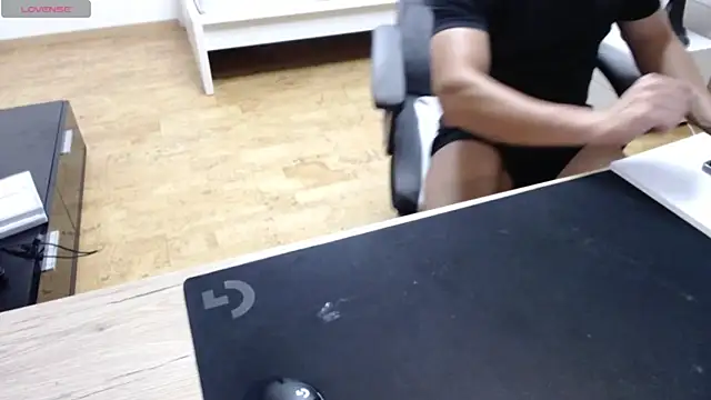sensualman90 online show from 07-18-26, 02:21