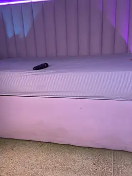 Denightjones online show from 04-20-26, 03:53