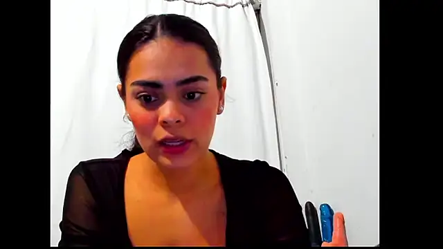 Snapshot of Antonella_Gomez22 chatting on 02-03-26, 12:53 Antonella Gomez22 online show from 02-03-26, 12:53