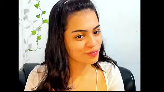 Antonella Gomez22 online show from 05-05-26, 01:35