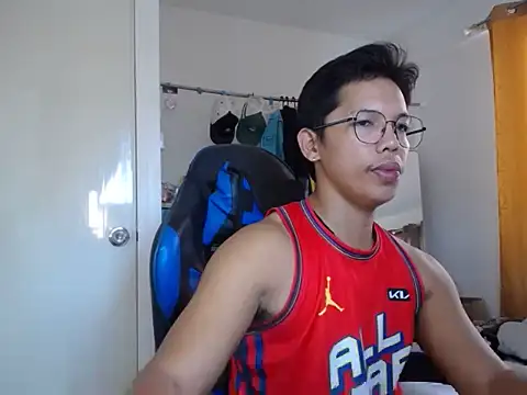 holly oreo online show from 06-18-26, 11:53