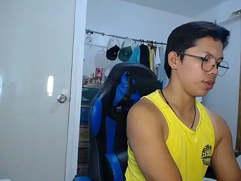 holly oreo online show from 06-19-26, 01:59