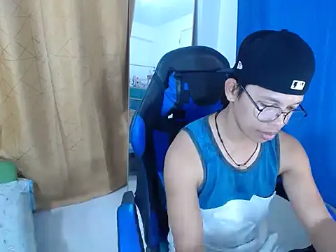 holly oreo online show from 07-03-26, 12:00