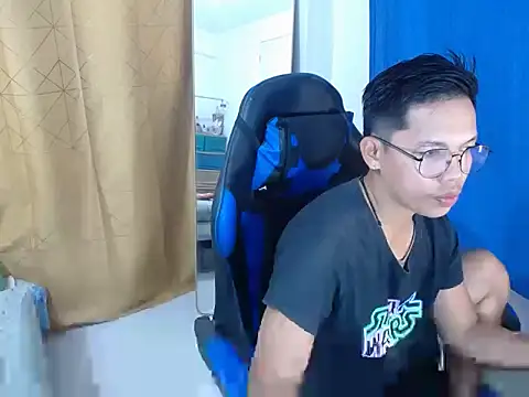 holly oreo online show from 07-13-26, 11:46