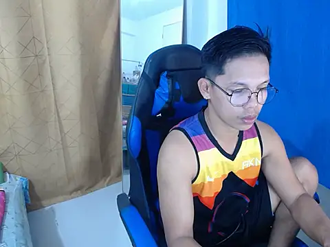 holly oreo online show from 07-14-26, 10:09