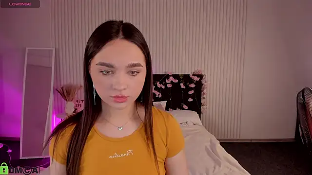 Mary Blooom online show from 01-12-26, 02:22