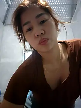 Snapshot of Comebaby-077 chatting on 01-06-26, 01:09 Comebaby-077 online show from 01-06-26, 01:09