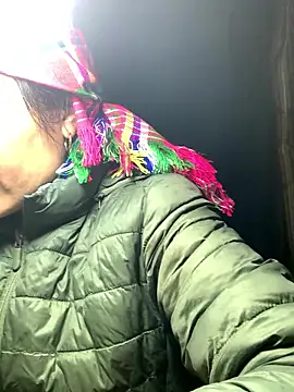 Snapshot of hinicky-0 chatting on 01-07-26, 01:41 hinicky-0 online show from 01-07-26, 01:41