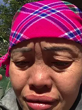 Snapshot of hinicky-0 chatting on 01-09-26, 02:36 hinicky-0 online show from 01-09-26, 02:36