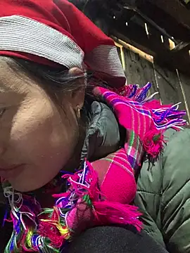 Snapshot of hinicky-0 chatting on 01-10-26, 03:08 hinicky-0 online show from 01-10-26, 03:08