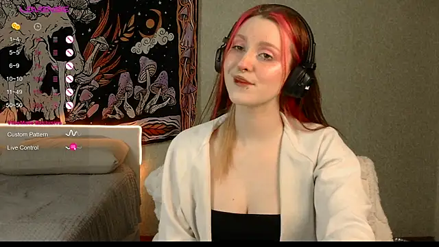 Mine Doll online show from 05-25-26, 02:17