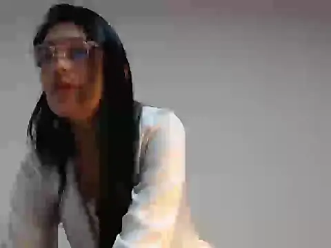 Snapshot of Elizabeth_manzon chatting on 04-11-26, 10:08 Elizabeth manzon online show from 04-11-26, 10:08