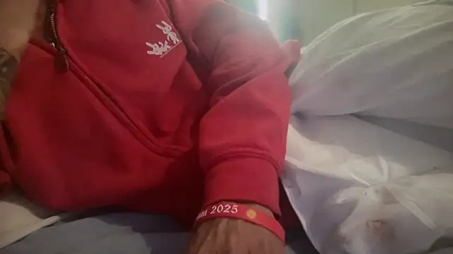 Snapshot of JSYMON chatting on 02-15-26, 08:02 JSYMON online show from 02-15-26, 08:02