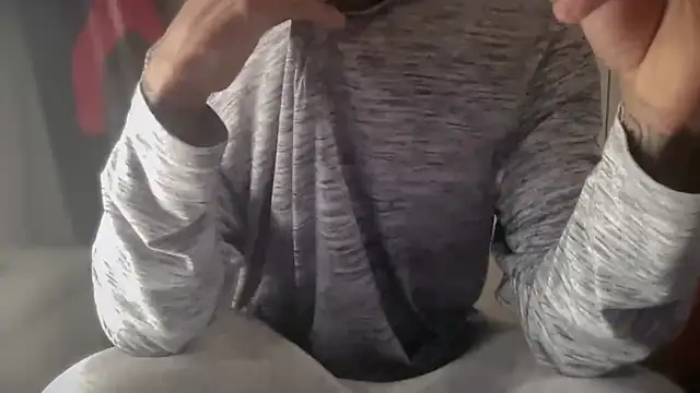 Snapshot of JSYMON chatting on 02-21-26, 12:17 JSYMON online show from 02-21-26, 12:17