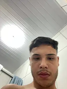 Snapshot of Wellington00_ chatting on 03-11-26, 11:11 Wellington00 online show from 03-11-26, 11:11