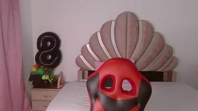 Naya  fox723 online show from 02-01-26, 07:56