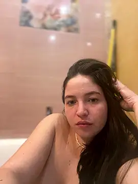 AlexaYvonne online show from 01-12-26, 04:18