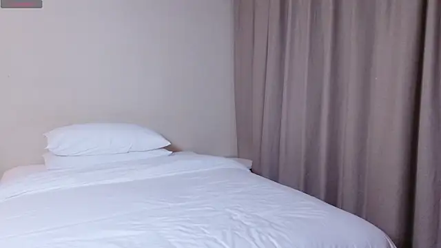 Snapshot of Miaomiao_Baby520 chatting on 01-09-26, 02:09 Miaomiao Baby520 online show from 01-09-26, 02:09