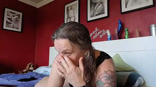 XylaPhoenix online show from 02-26-26, 01:10