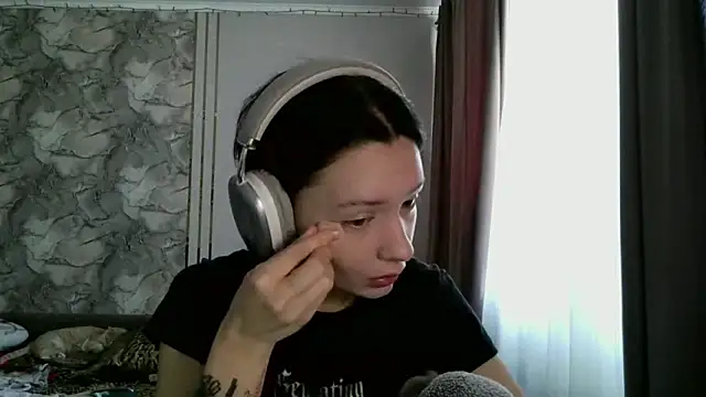 LxayBloom online show from 02-22-26, 09:41