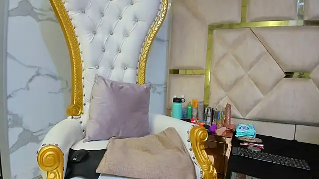 LauraScarlet online show from 04-24-26, 03:20