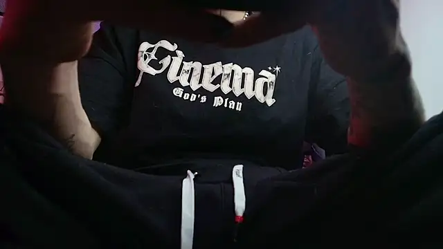 Snapshot of Anhony_Muscle chatting on 03-16-26, 07:29 Anhony Muscle online show from 03-16-26, 07:29