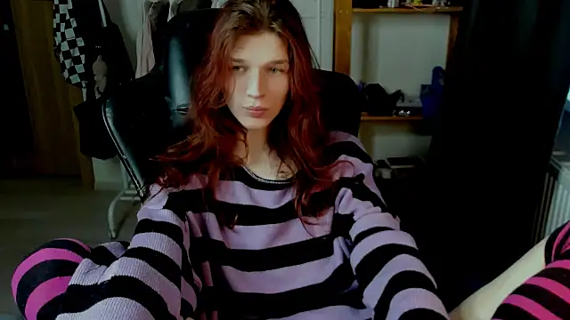 iceseeker2 online show from 04-13-26, 06:08