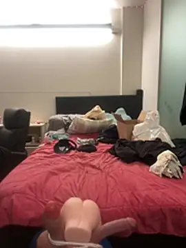 8plus4u2 online show from 01-15-26, 06:07