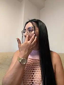 nataliia queen  online show from 04-18-26, 01:20