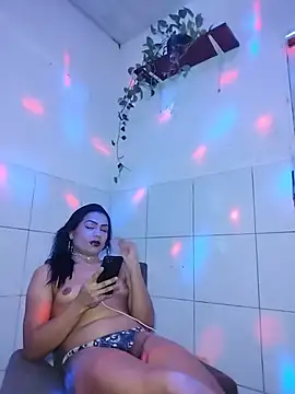 Snapshot of Jade-Morena-Transex-ON chatting on 06-21-26, 06:10 Jade-Morena-Transex-ON online show from 06-21-26, 06:10
