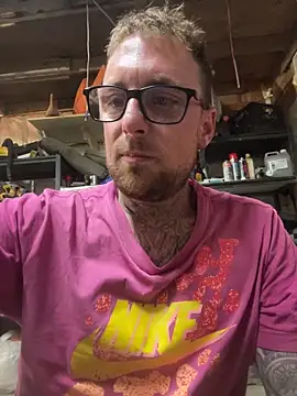 WIDBIGWHITECOCK online show from 05-23-26, 03:12