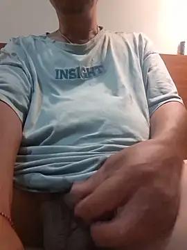 Snapshot of Gerydry chatting on 06-20-26, 08:50 Gerydry online show from 06-20-26, 08:50