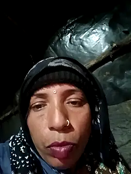 Snapshot of Jamuna_01 chatting on 01-14-26, 01:39 Jamuna 01 online show from 01-14-26, 01:39