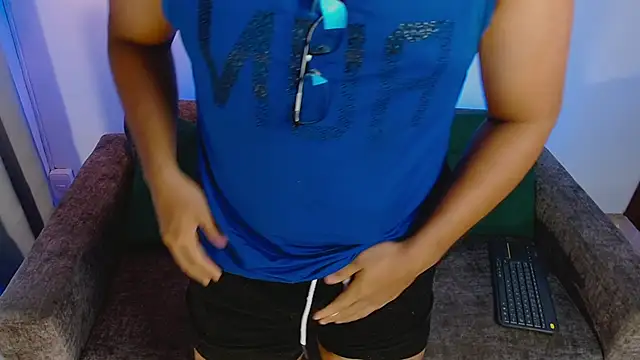 NikoSantoss online show from 01-06-26, 06:44