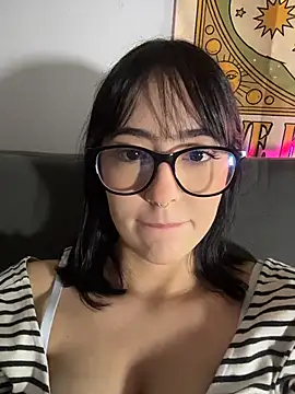 HinaSweet online show from 02-24-26, 12:30