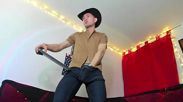 camilo model online show from 01-08-26, 08:22